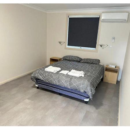 Yetholme Motel Esterno foto